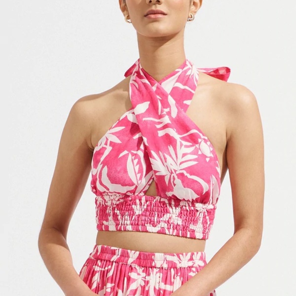 Update: Sold in different platform. New, never worn, Halter top, from Australia.